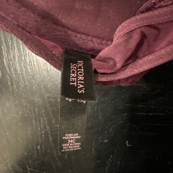 Victoria’s Secret Bra 34C - Picture 3 of 3